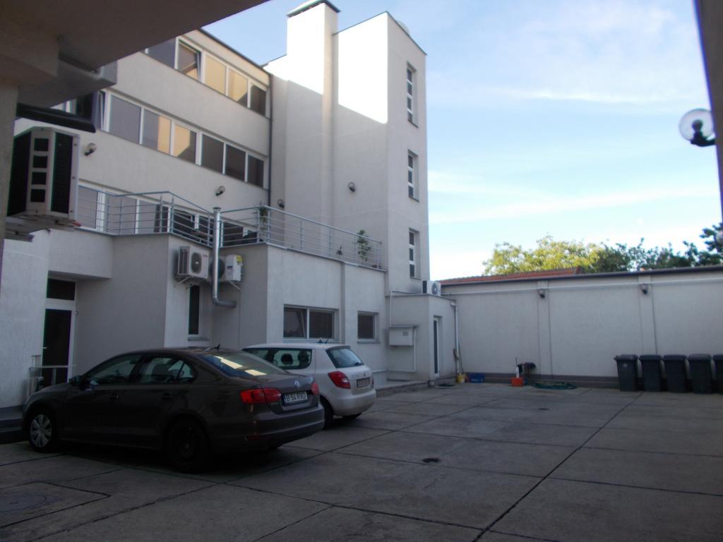טימישוארה Hotel Reghina מראה חיצוני תמונה