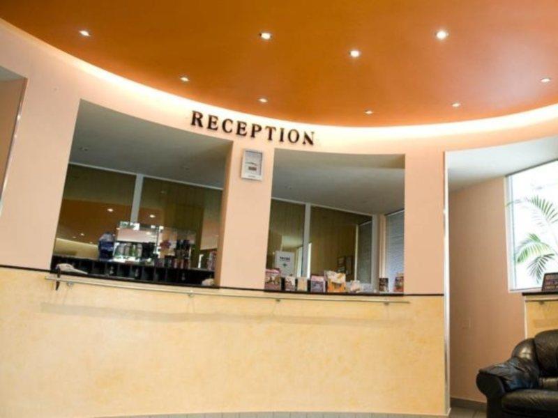 טימישוארה Hotel Reghina מראה חיצוני תמונה