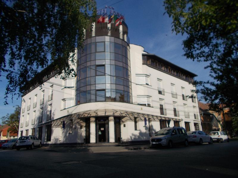 טימישוארה Hotel Reghina מראה חיצוני תמונה